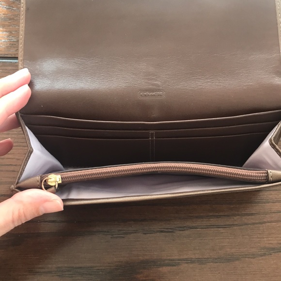 Coach Wallet - Picture 5 of 8